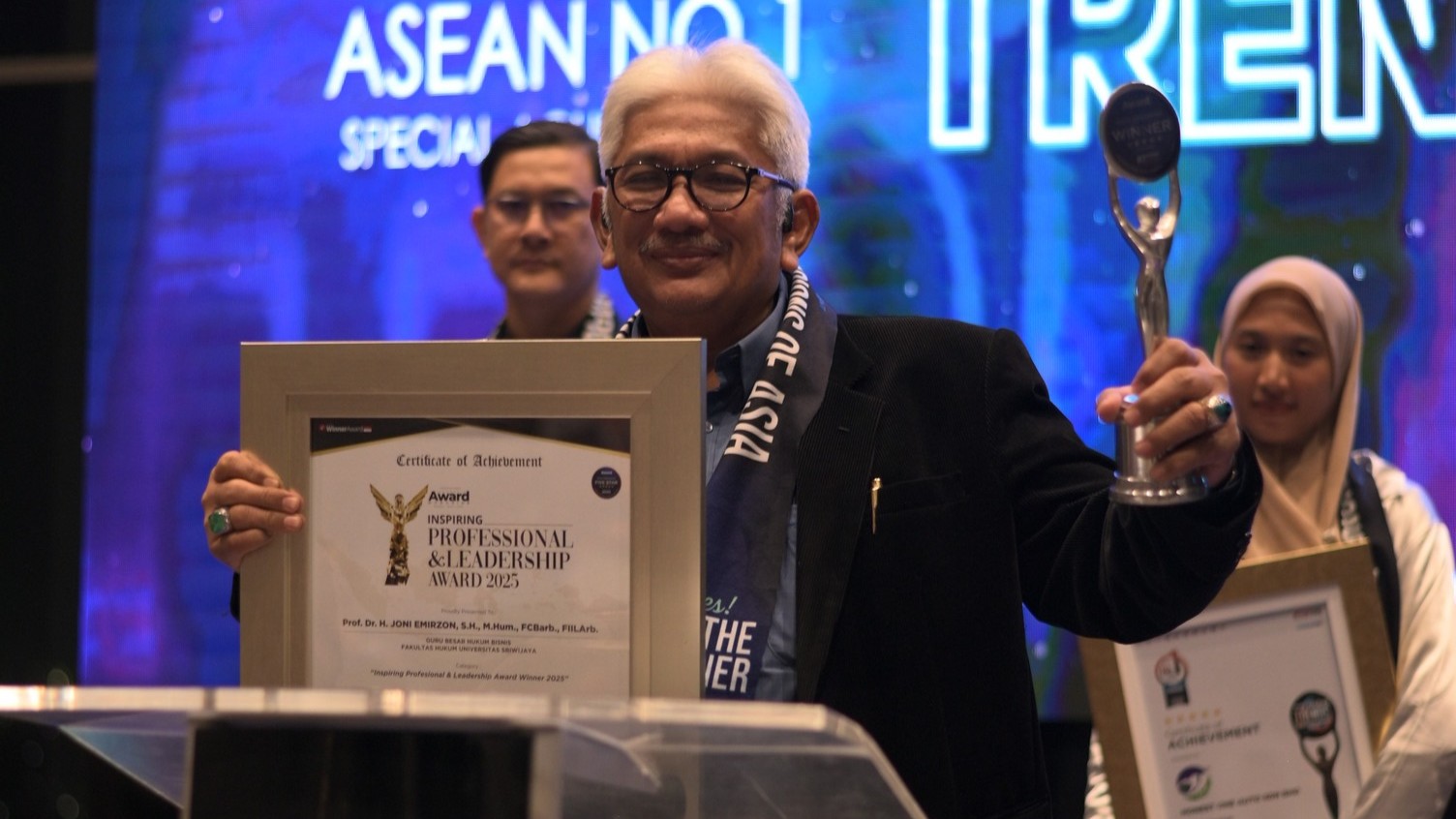 Scholar. Reformer. Leader. Prof. Joni Emirzon Recognized as a National Luminary in Law and Legal Education at 3.0 Award Trends Summit 2025